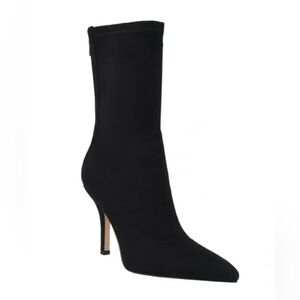 MARC FISHER BLACK SUEDE BREEZY HEELED BOOTIE SIZE 9.5-‎ Excellent Condition